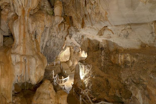 Tham chang cave